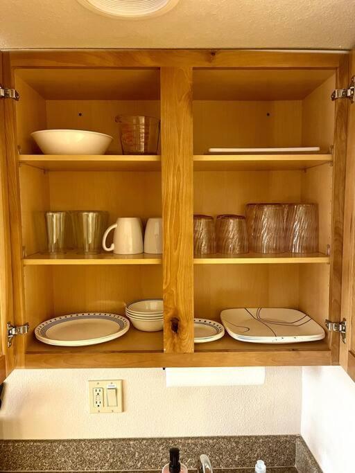 Mt Cb Base In-out With King Bed, Hot Tub, Pool & Kitchen & No Fee! Apartamento *